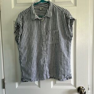 ORVIS Cap Sleeve Button Up Top